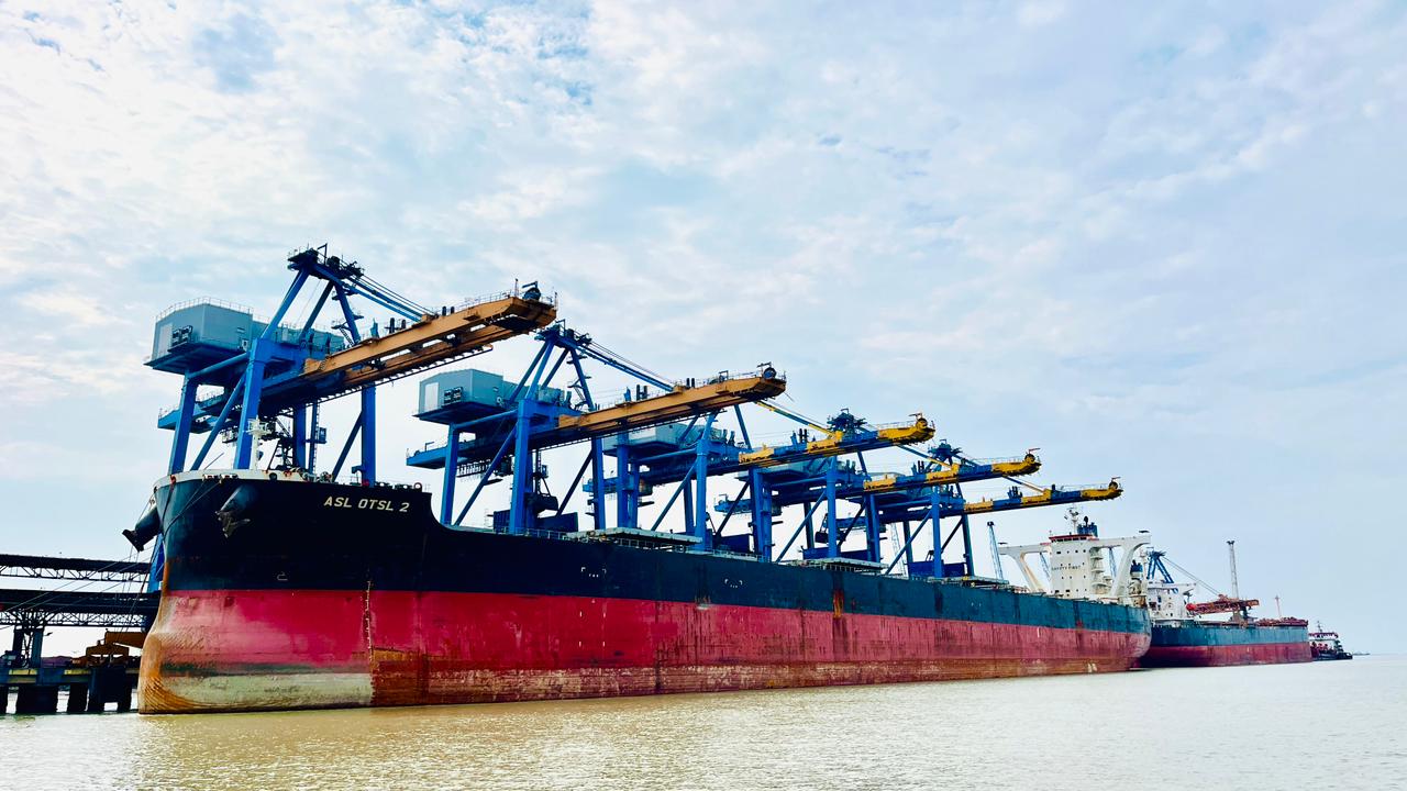 Historic Milestone: Dhamra Port Sets Double National Record in Dry Bulk Cargo